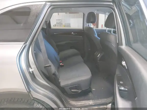 5XYPG4A55GG015058 2016 KIA SORENTO - Image 8