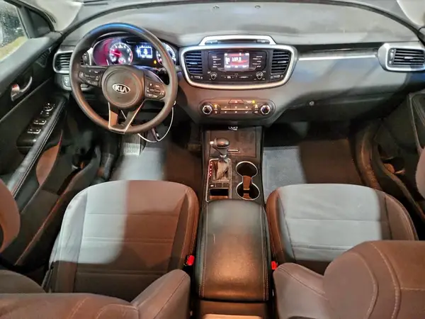 5XYPG4A55GG042048 2016 KIA SORENTO - Image 8