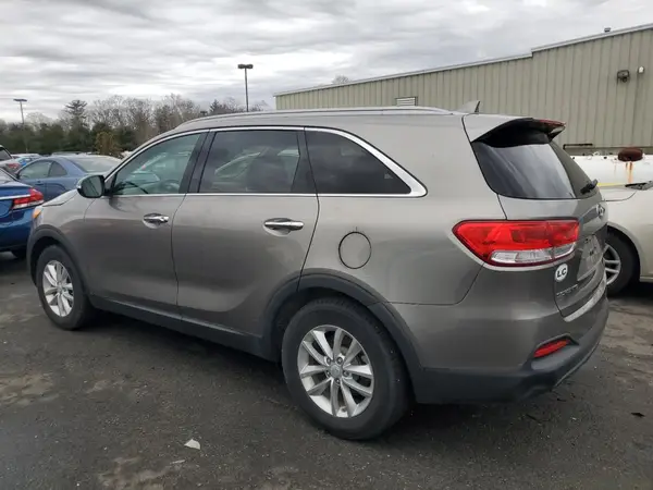 5XYPG4A55GG076636 2016 KIA SORENTO - Image 2