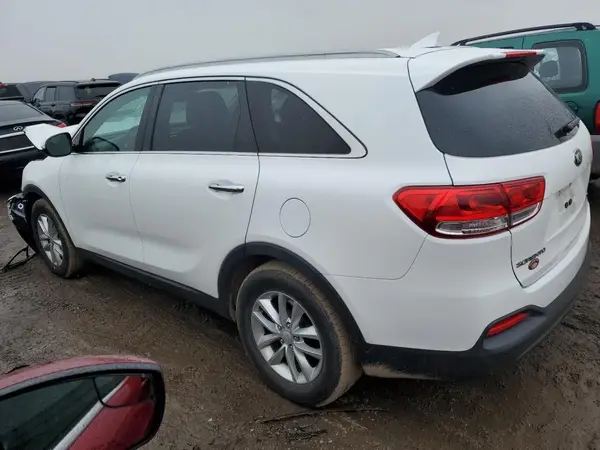5XYPG4A55GG083585 2016 KIA SORENTO - Image 2