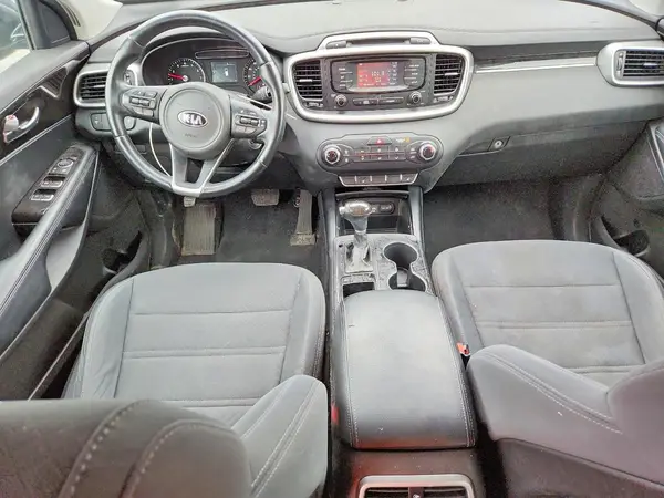 5XYPG4A55GG103382 2016 KIA SORENTO - Image 8
