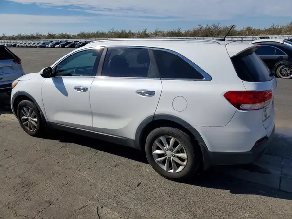5XYPG4A55GG108808 2016 KIA SORENTO - Image 2