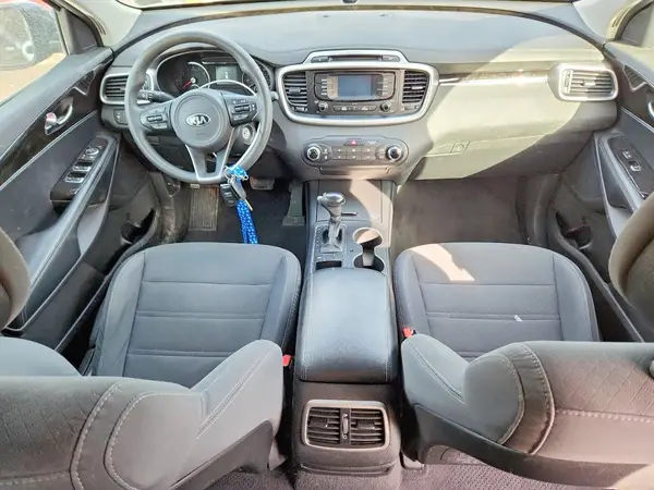 5XYPG4A55GG110199 2016 KIA SORENTO - Image 8