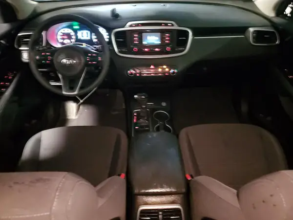 5XYPG4A55GG126368 2016 KIA SORENTO - Image 8