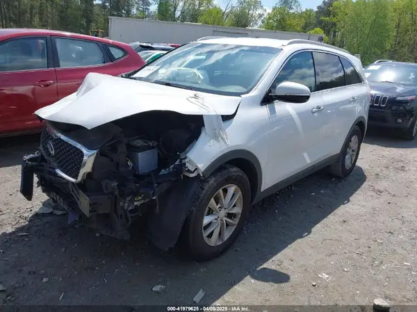 5XYPG4A55GG142246 2016 KIA SORENTO - Image 2
