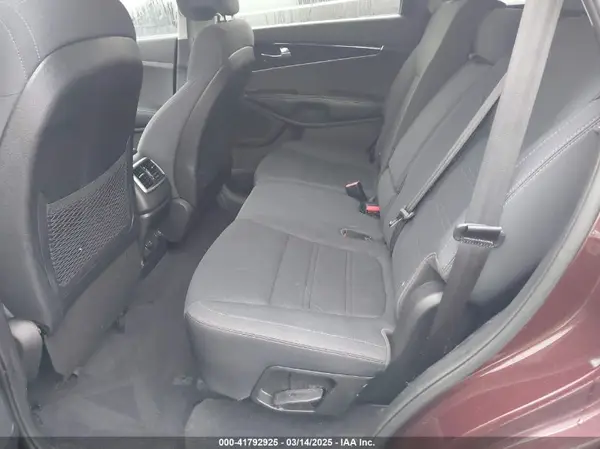 5XYPG4A55GG142487 2016 KIA SORENTO - Image 8
