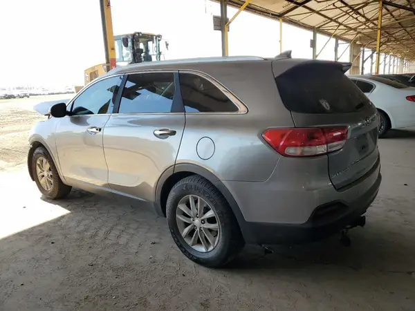 5XYPG4A55GG142747 2016 KIA SORENTO - Image 2