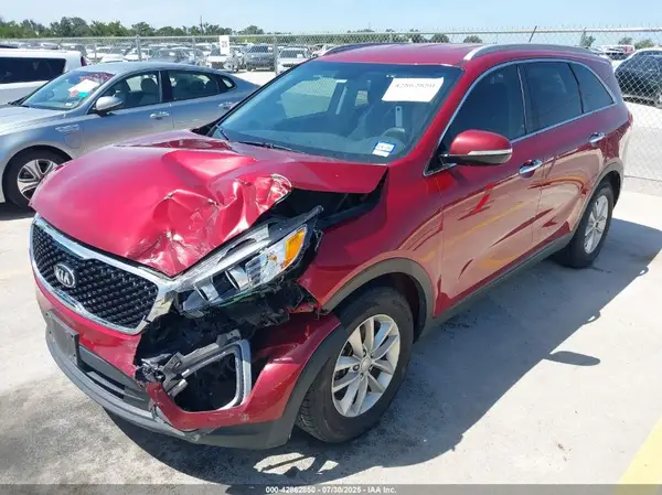 5XYPG4A55GG153926 2016 KIA SORENTO - Image 2