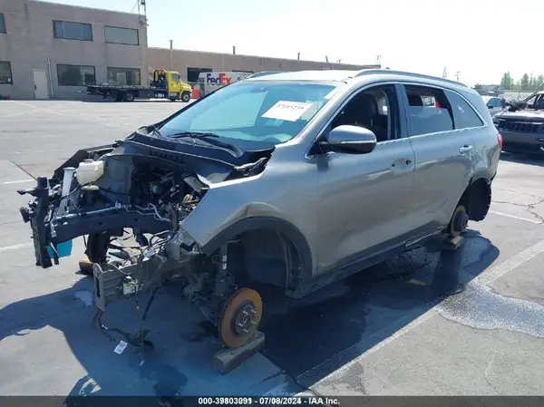 5XYPG4A55GG182102 2016 KIA SORENTO - Image 2