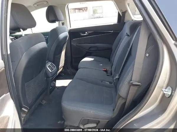 5XYPG4A55GG182102 2016 KIA SORENTO - Image 8