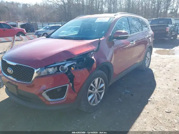 5XYPG4A55HG198446 2017 KIA SORENTO - Image 2