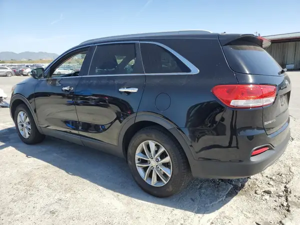 5XYPG4A55HG201622 2017 KIA SORENTO - Image 2