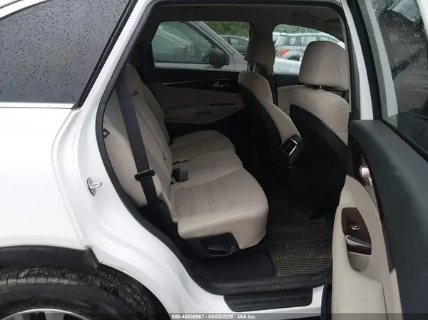 5XYPG4A55HG203077 2017 KIA SORENTO - Image 8