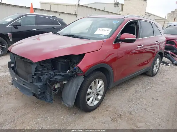 5XYPG4A55HG211180 2017 KIA SORENTO - Image 2