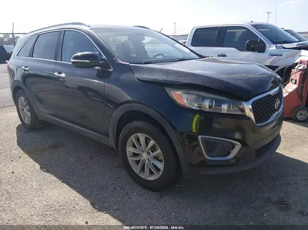 5XYPG4A55HG225726 2017 KIA SORENTO - Image 1