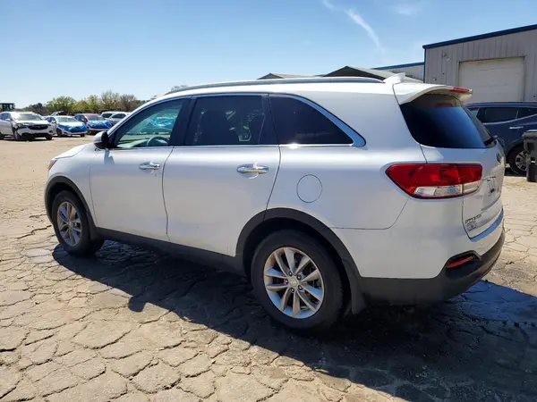5XYPG4A55HG229470 2017 KIA SORENTO - Image 2