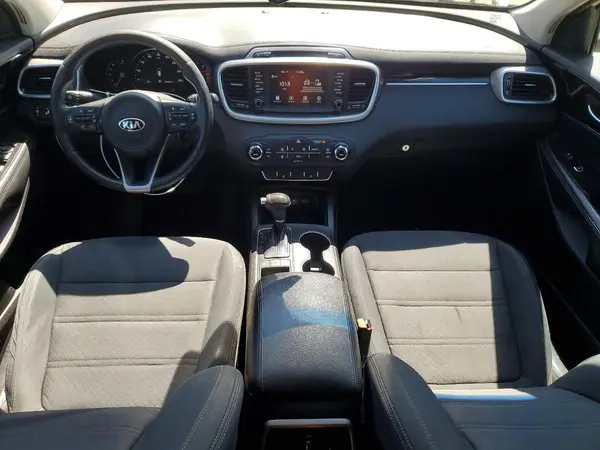5XYPG4A55HG229470 2017 KIA SORENTO - Image 8
