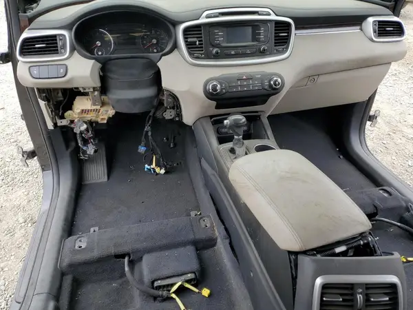 5XYPG4A55HG234748 2017 KIA SORENTO - Image 8