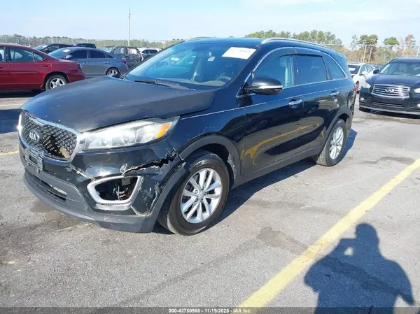 5XYPG4A55HG291371 2017 KIA SORENTO - Image 2
