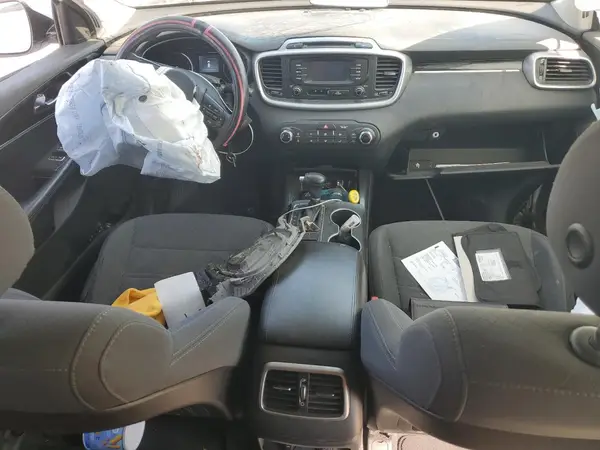 5XYPG4A55JG351154 2018 KIA SORENTO - Image 8