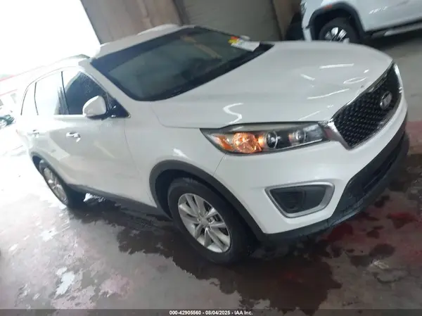 5XYPG4A55JG355267 2018 KIA SORENTO - Image 1