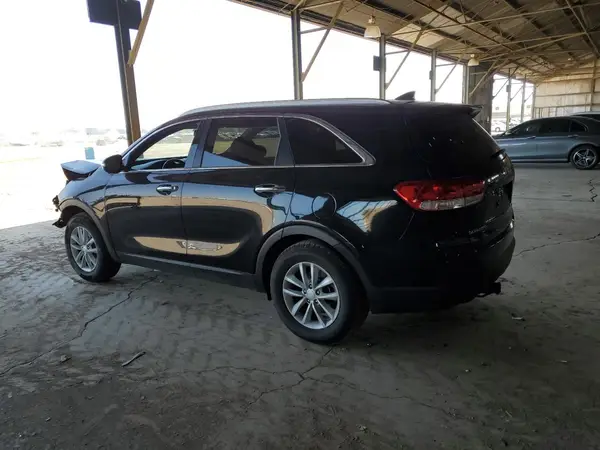 5XYPG4A55JG356306 2018 KIA SORENTO - Image 2