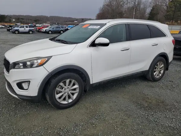 5XYPG4A55JG359805 2018 KIA SORENTO - Image 1