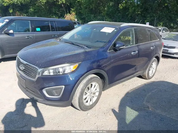 5XYPG4A55JG372716 2018 KIA SORENTO - Image 2