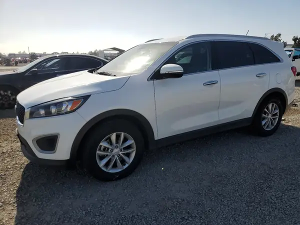 5XYPG4A55JG388107 2018 KIA SORENTO - Image 1