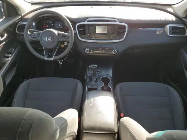 5XYPG4A55JG388236 2018 KIA SORENTO - Image 8
