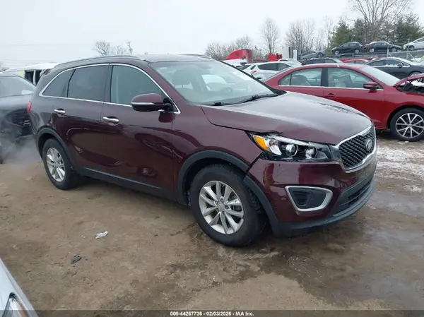 5XYPG4A55JG393615 2018 KIA SORENTO - Image 1
