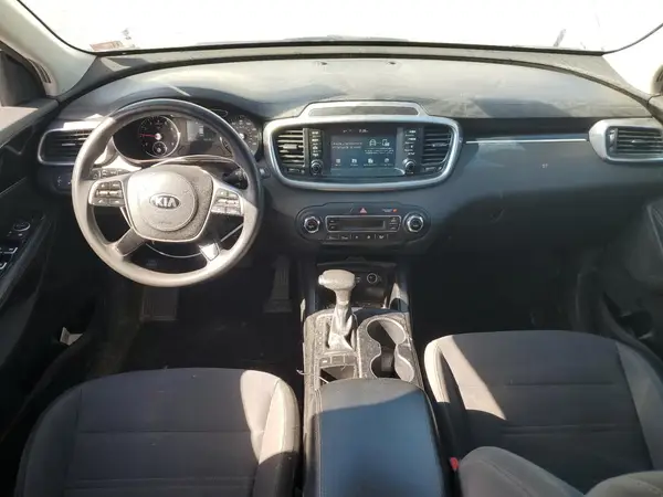 5XYPG4A55KG440319 2019 KIA SORENTO - Image 8