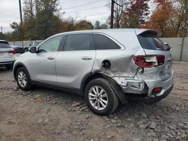 5XYPG4A55KG452888 2019 KIA SORENTO - Image 2