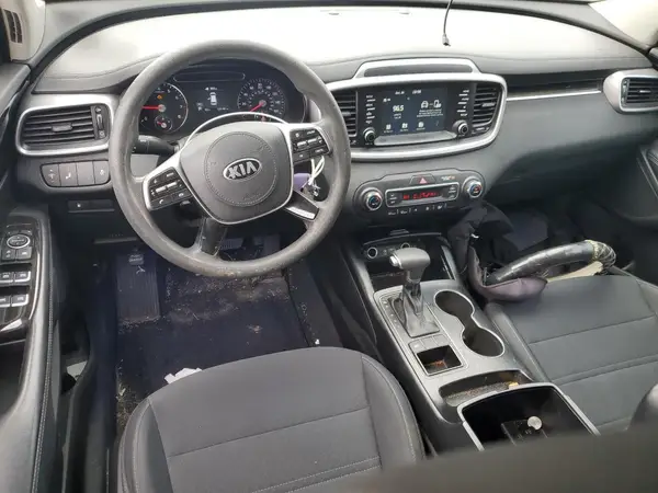5XYPG4A55KG452888 2019 KIA SORENTO - Image 8