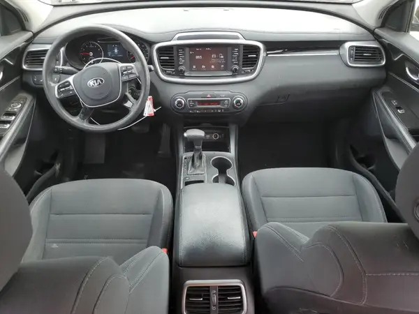 5XYPG4A55KG454883 2019 KIA SORENTO - Image 8