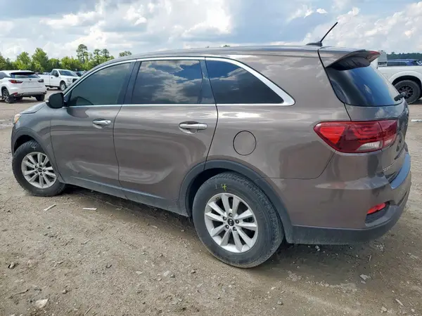 5XYPG4A55KG484014 2019 KIA SORENTO - Image 2