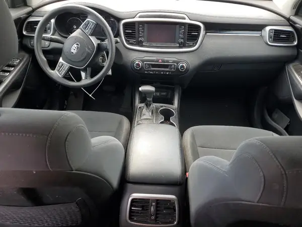 5XYPG4A55KG492730 2019 KIA SORENTO - Image 8