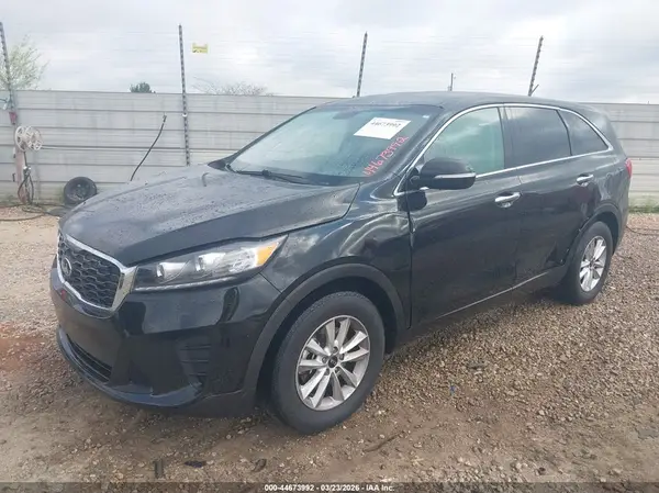 5XYPG4A55KG496194 2019 KIA SORENTO - Image 2