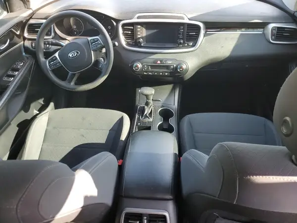5XYPG4A55KG537214 2019 KIA SORENTO - Image 8
