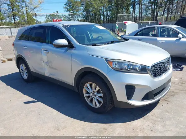 5XYPG4A55KG558757 2019 KIA SORENTO - Image 1