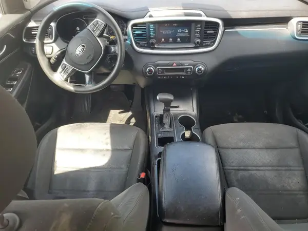 5XYPG4A55KG570102 2019 KIA SORENTO - Image 8