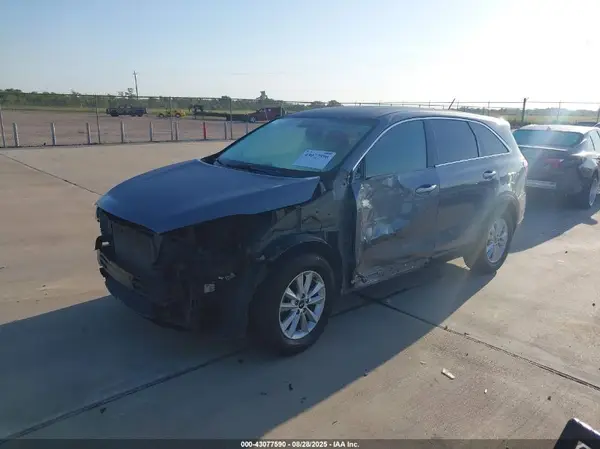 5XYPG4A55LG667396 2020 KIA SORENTO - Image 2