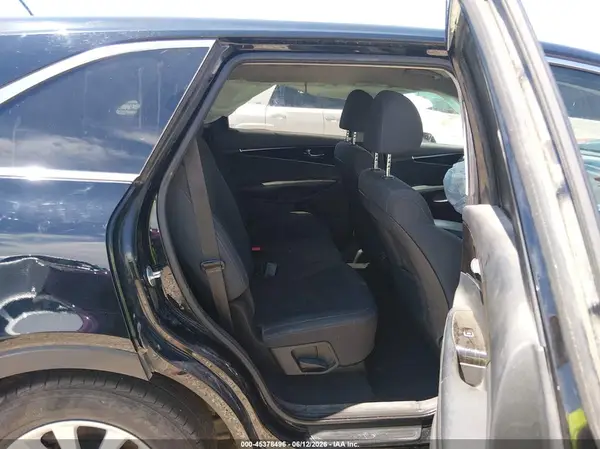 5XYPG4A55LG678754 2020 KIA SORENTO - Image 8