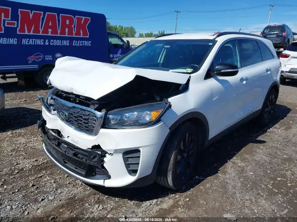 5XYPG4A55LG693285 2020 KIA SORENTO - Image 2
