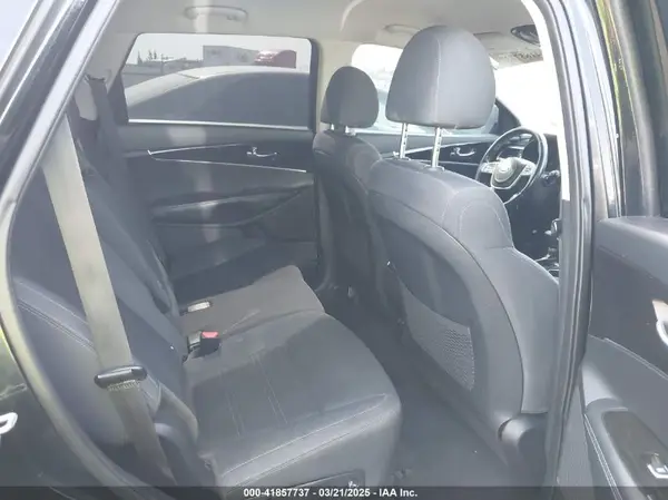 5XYPG4A55LG695893 2020 KIA SORENTO - Image 8