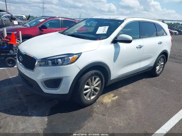 5XYPG4A56GG003145 2016 KIA SORENTO - Image 2