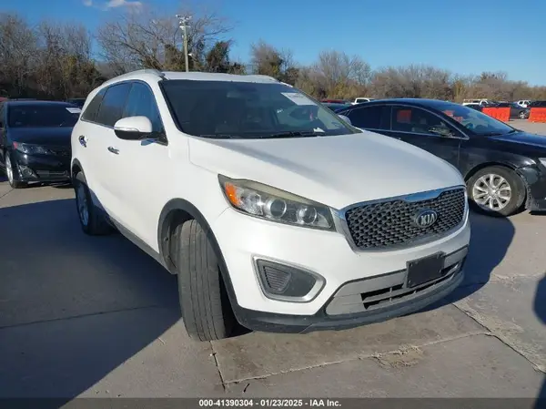 5XYPG4A56GG011777 2016 KIA SORENTO - Image 1