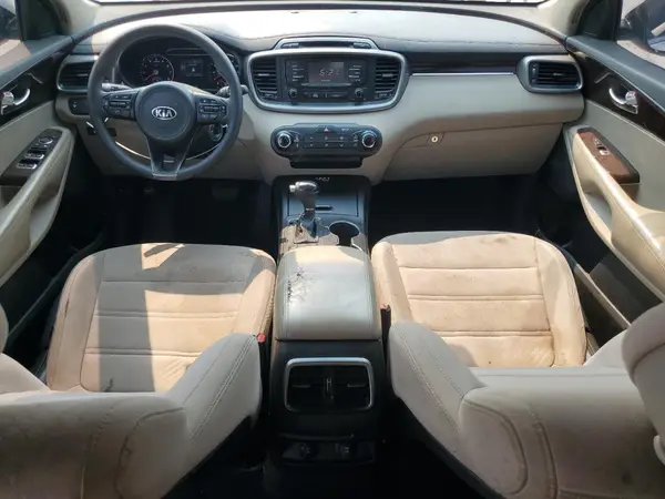 5XYPG4A56GG023945 2016 KIA SORENTO - Image 8