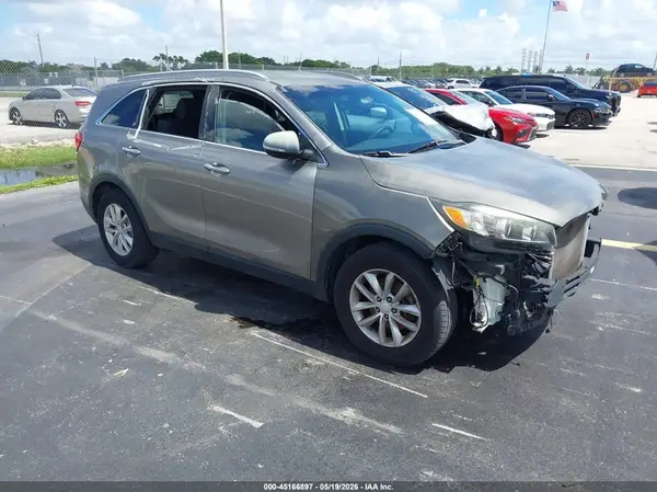 5XYPG4A56GG027431 2016 KIA SORENTO - Image 1