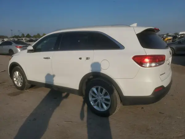 5XYPG4A56GG043287 2016 KIA SORENTO - Image 2